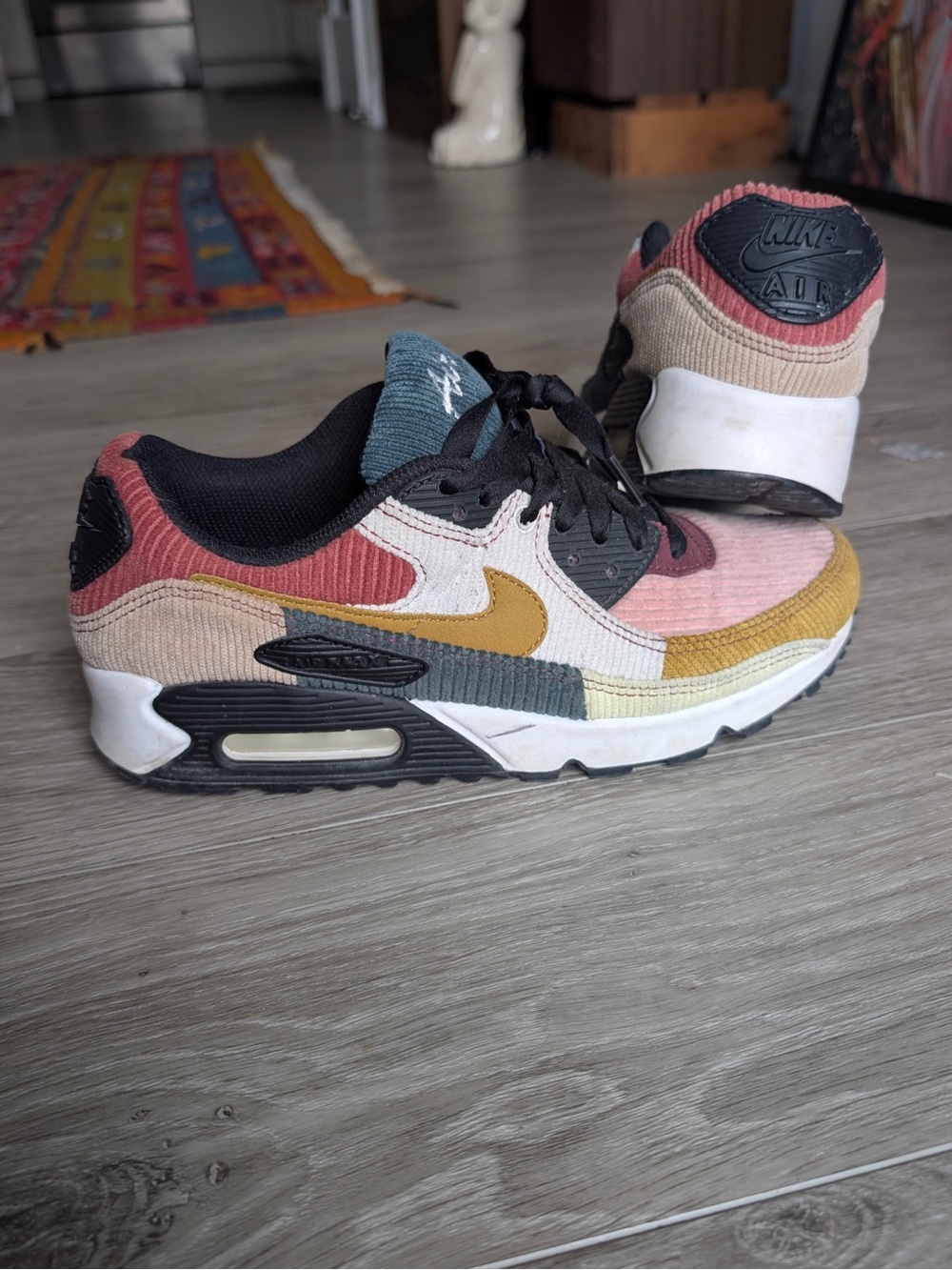 Womens 2023 Air Max Multicolour Corduroy Size 8
